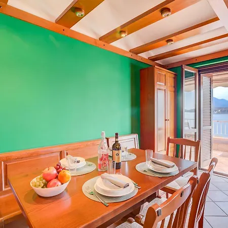 Lake Maggiore Dream Lake Front - Happy Appartement