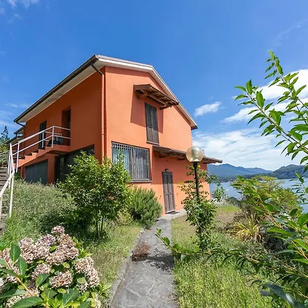 Apartment Lake Maggiore Dream Lake Front - Happy *